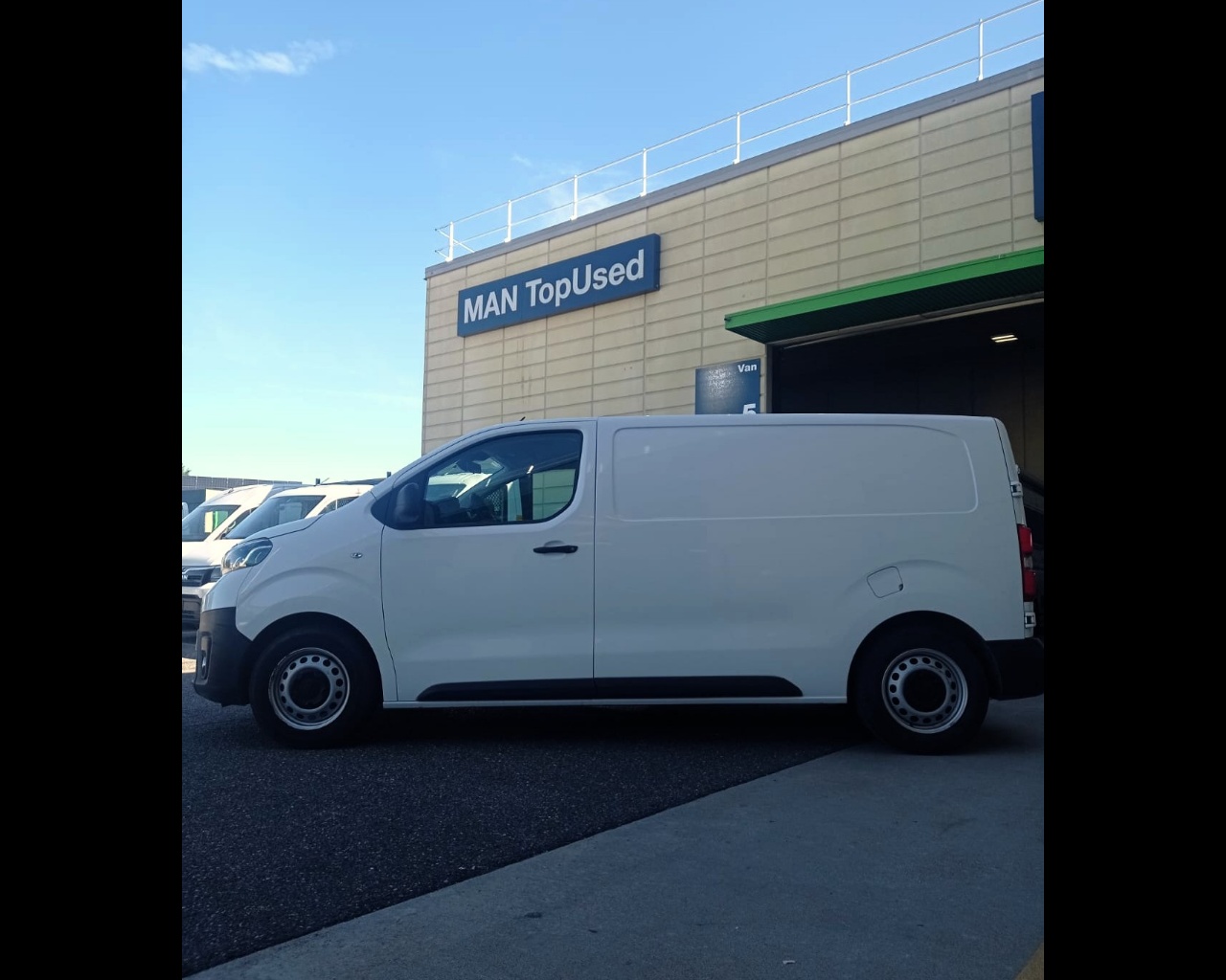 TOYOTA PROACE