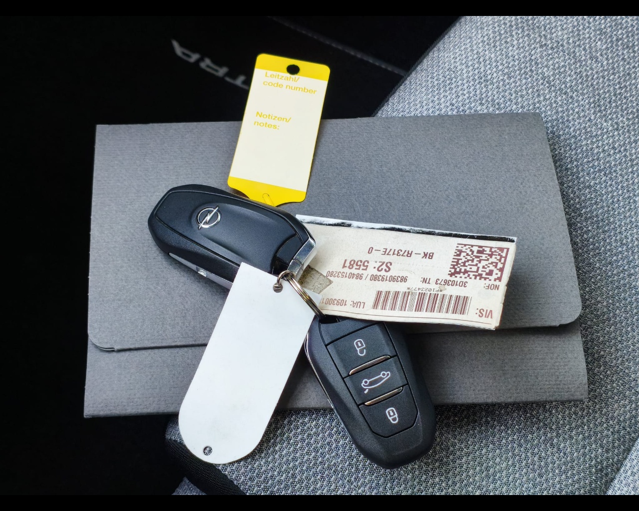 Foto OPEL Astra 1.5 Elegance s&s 130cv at8
