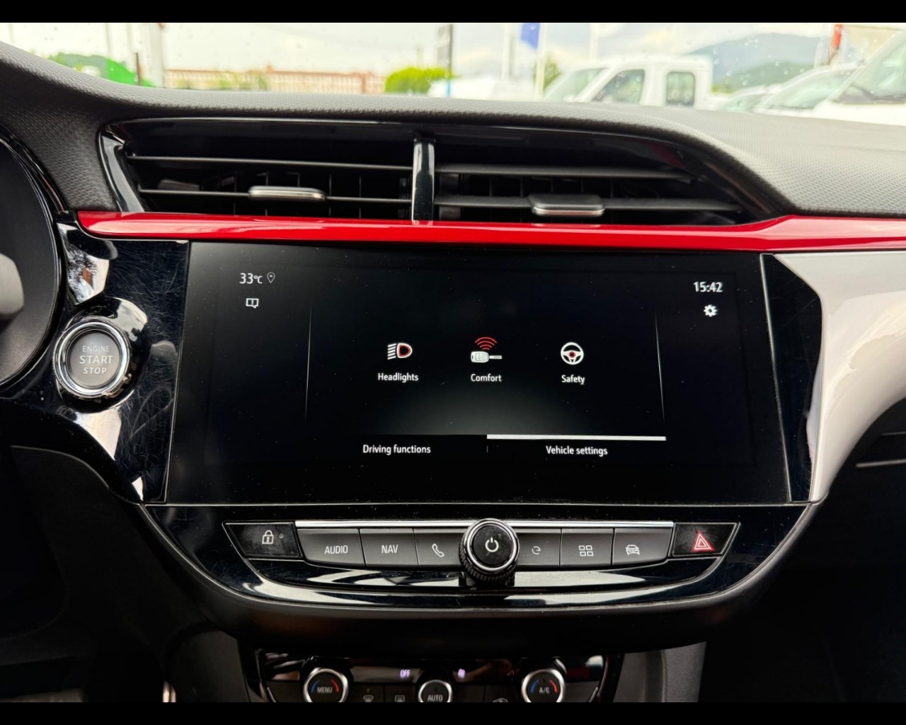 Foto OPEL Corsa e- GS Line +