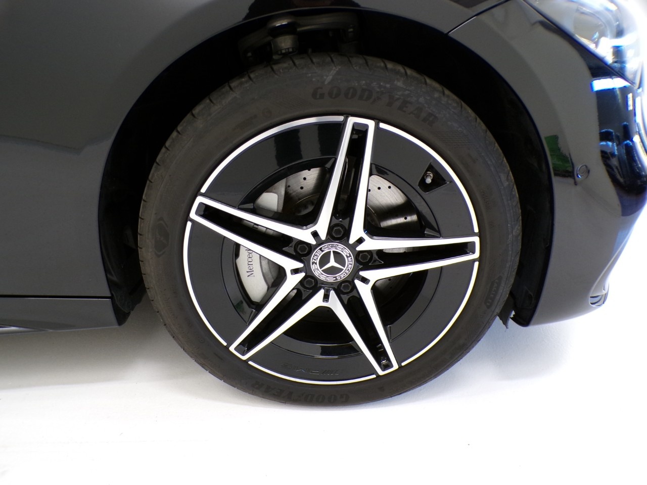 Mercedes  Classe C Station Wagon 300 de Plug in hybrid AMG Line Advanced 9G-Tronic - 4