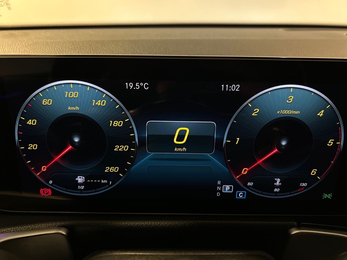 Mercedes GLB GLB 200 d Premium auto - 13