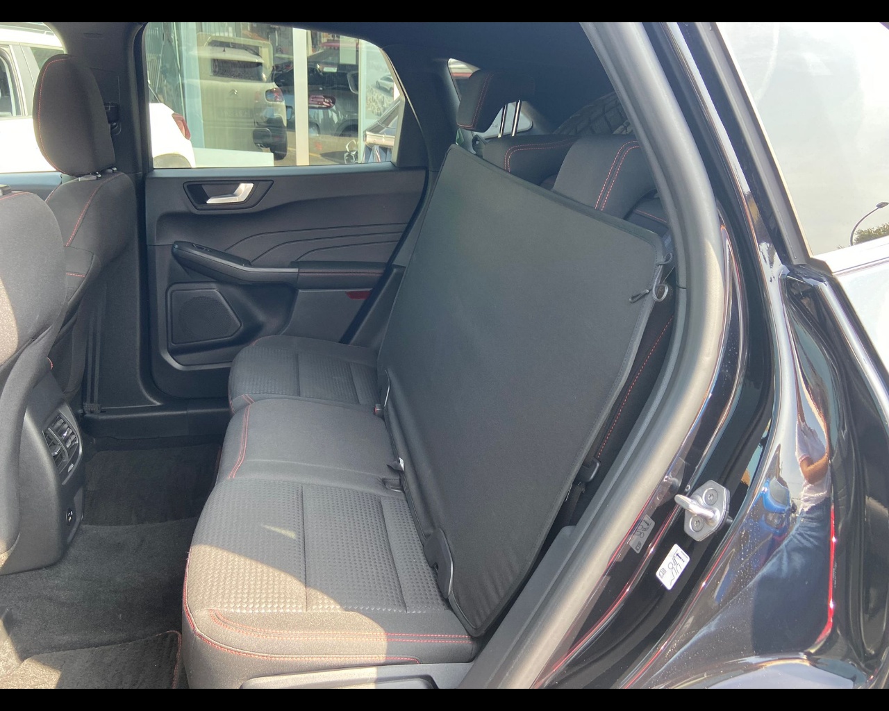 Foto FORD Kuga 1.5 ecoblue ST-Line 2wd 120cv
