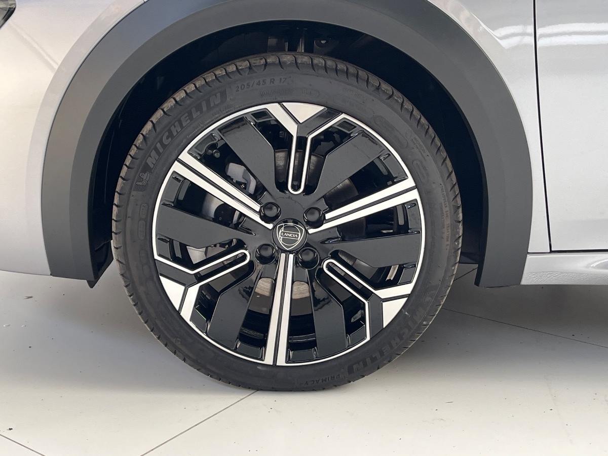 Lancia Ypsilon 2024 Aziendali 2026 Ypsilon 2024 Rovigo