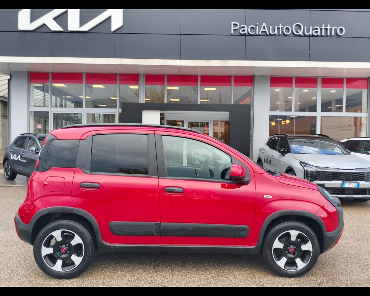 Foto FIAT Panda 1.0 firefly hybrid Cross s&s 70cv 5p.ti