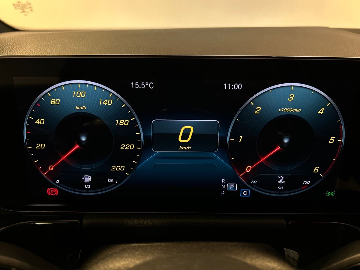 Mercedes GLA GLA 200 D Premium 8G-DCT - 13