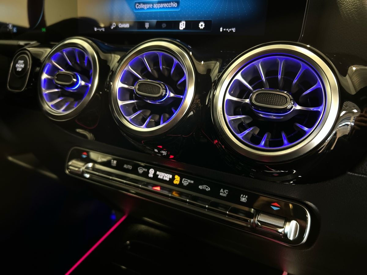 Mercedes GLA GLA 250 e Plug in hybrid (e EQ-POWER) Premium Speedshift DCT AMG 8G - 14