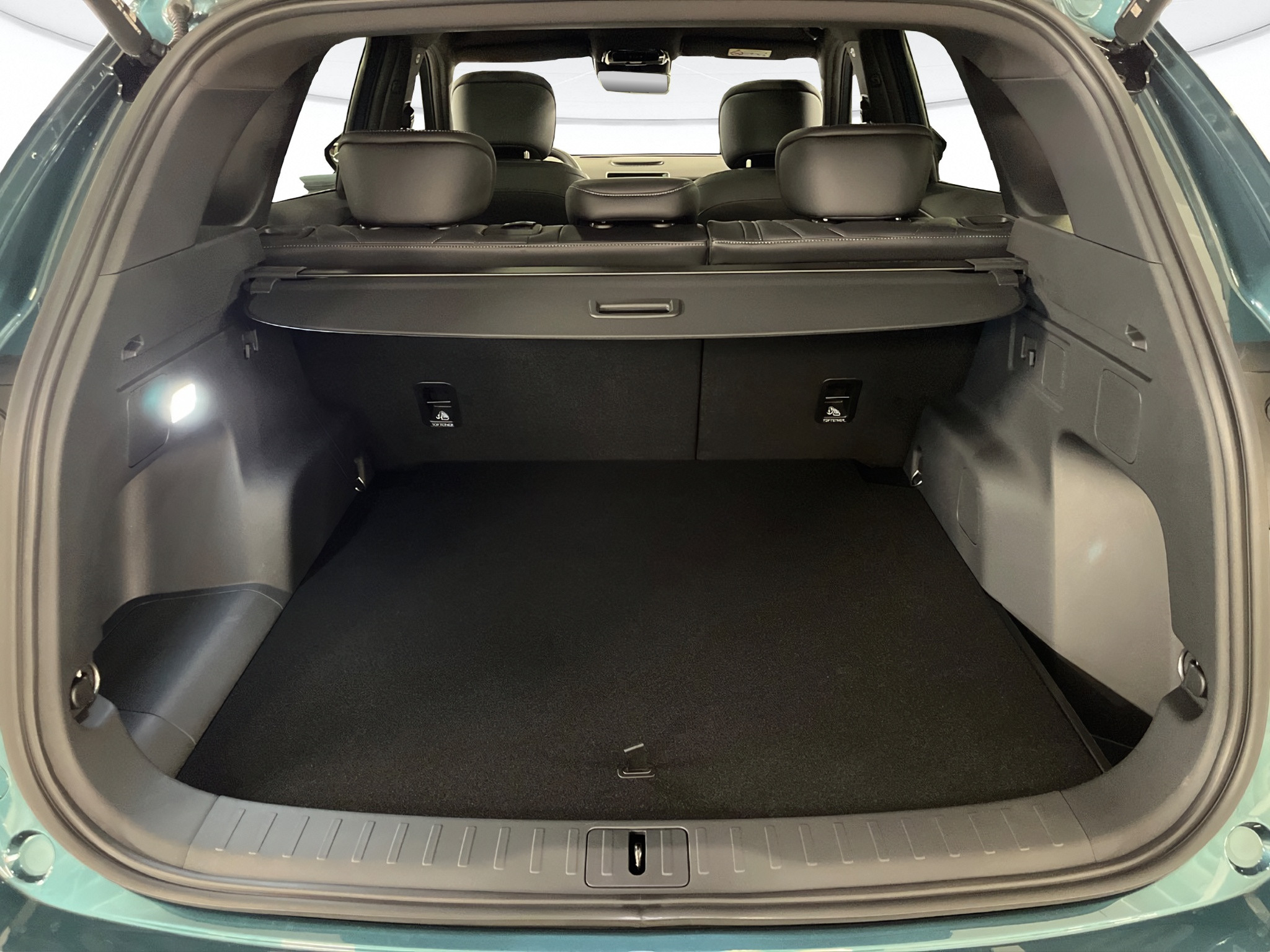 Lepas Lepas L8 PHEV Nuovo Ibrido benzina Lepas L8 PHEV Verona