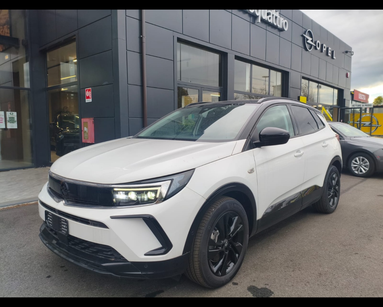 OPEL Grandland 1.6 phev GS fwd 225cv auto Usata