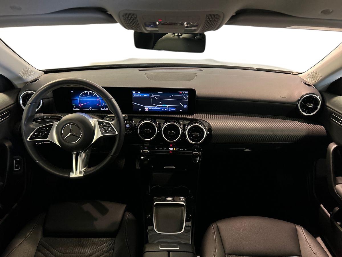 Mercedes  CLA Shooting Brake 180 D Advanced 8G-DCT - 9