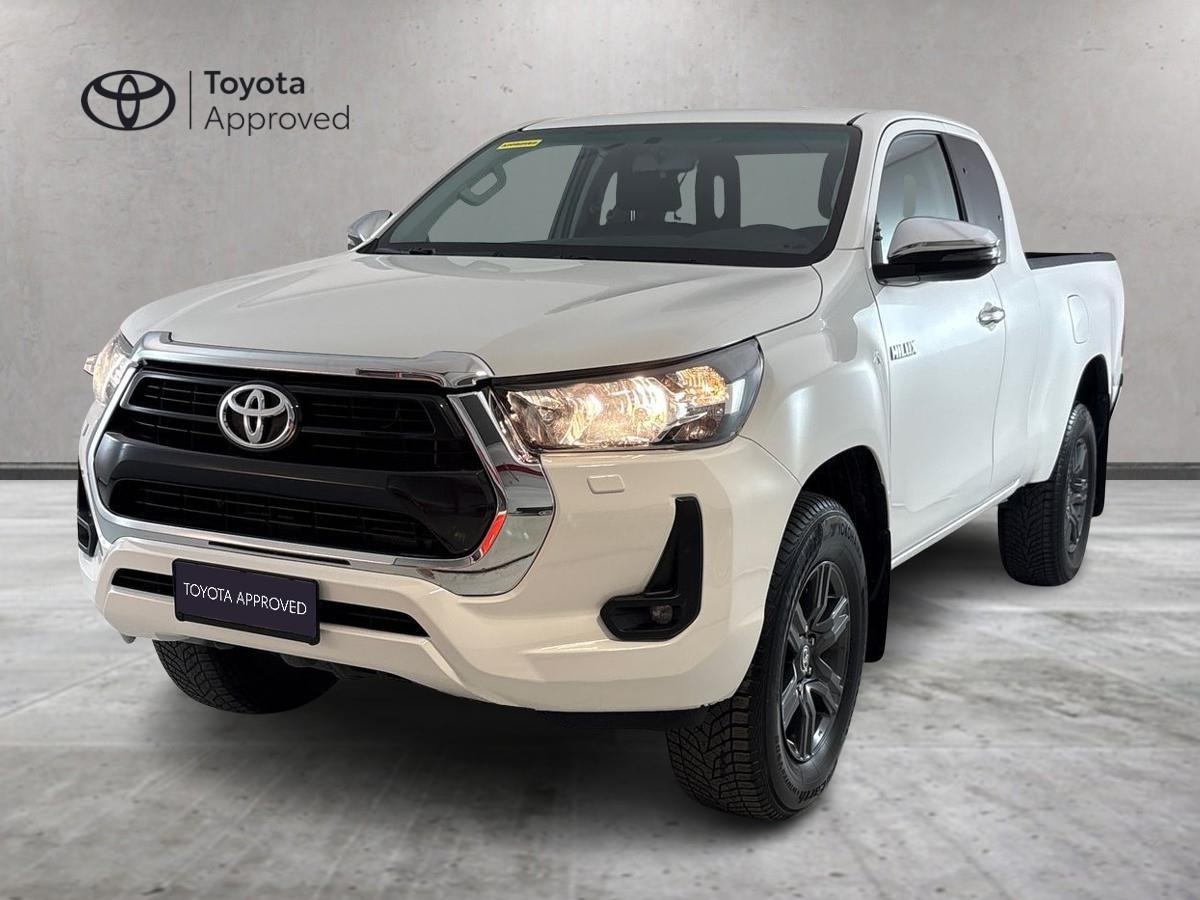 Foto veicolo TOYOTA Hilux IV 2021 Hilux IV 2021 - Hilux 2.4 d-4d C&C 4x4 Comfort Diesel