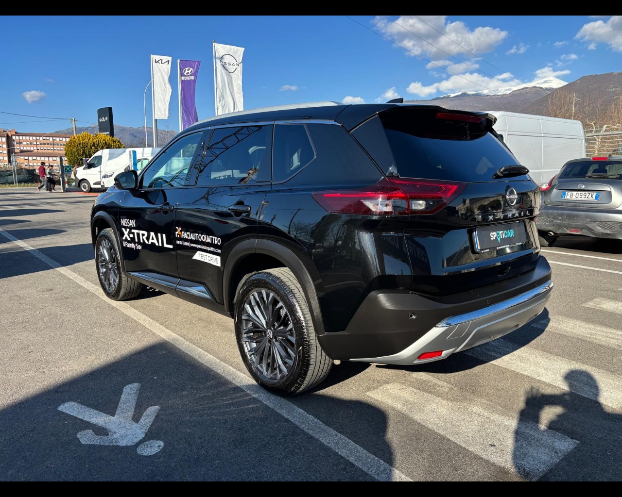 Foto NISSAN X-Trail TEKNA 2WD