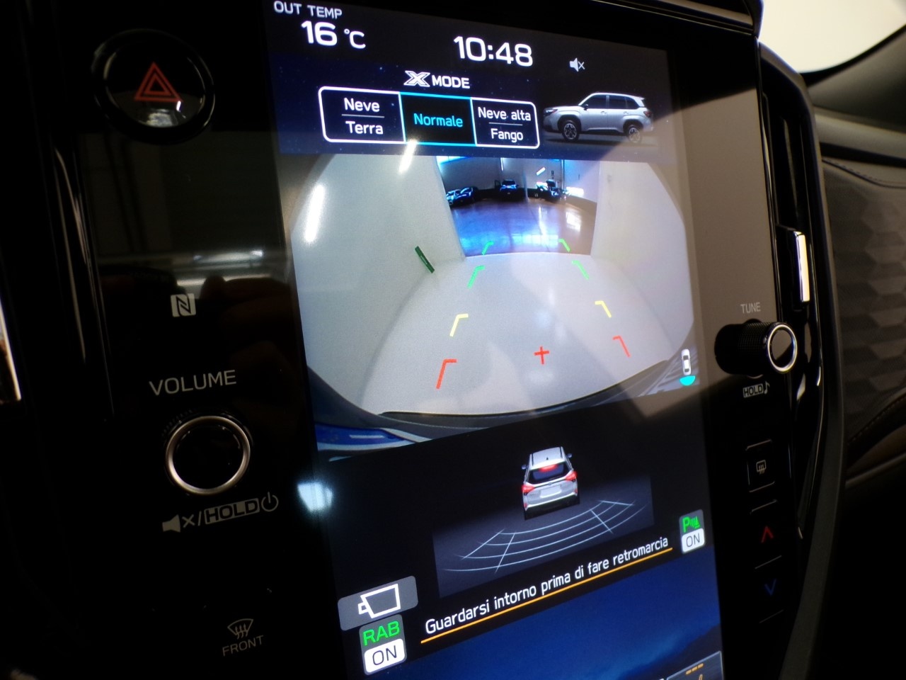 Subaru Forester Forester e-boxer 2.0i Premium - 23