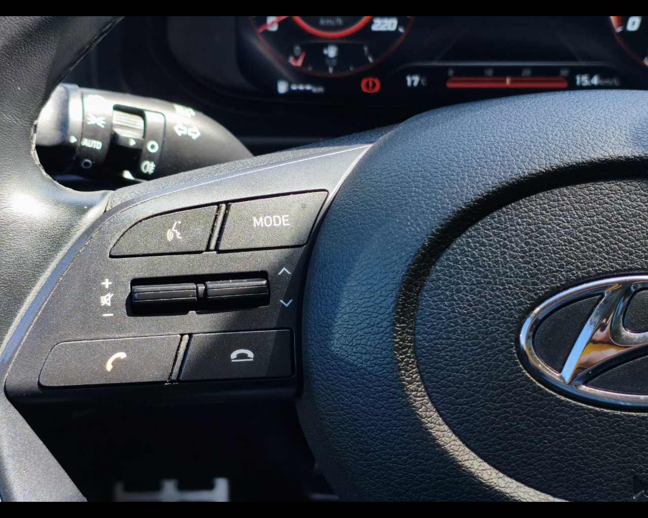 Foto HYUNDAI Bayon 1.2 Gpl Xline