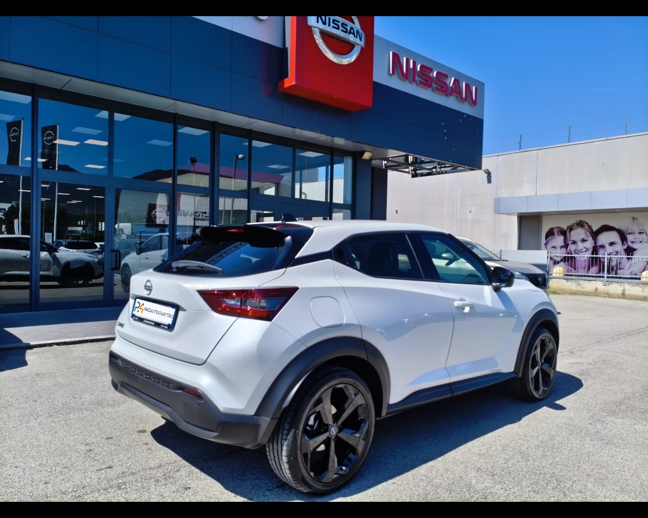 Foto NISSAN Juke 1.0 dig-t Tekna 114cv