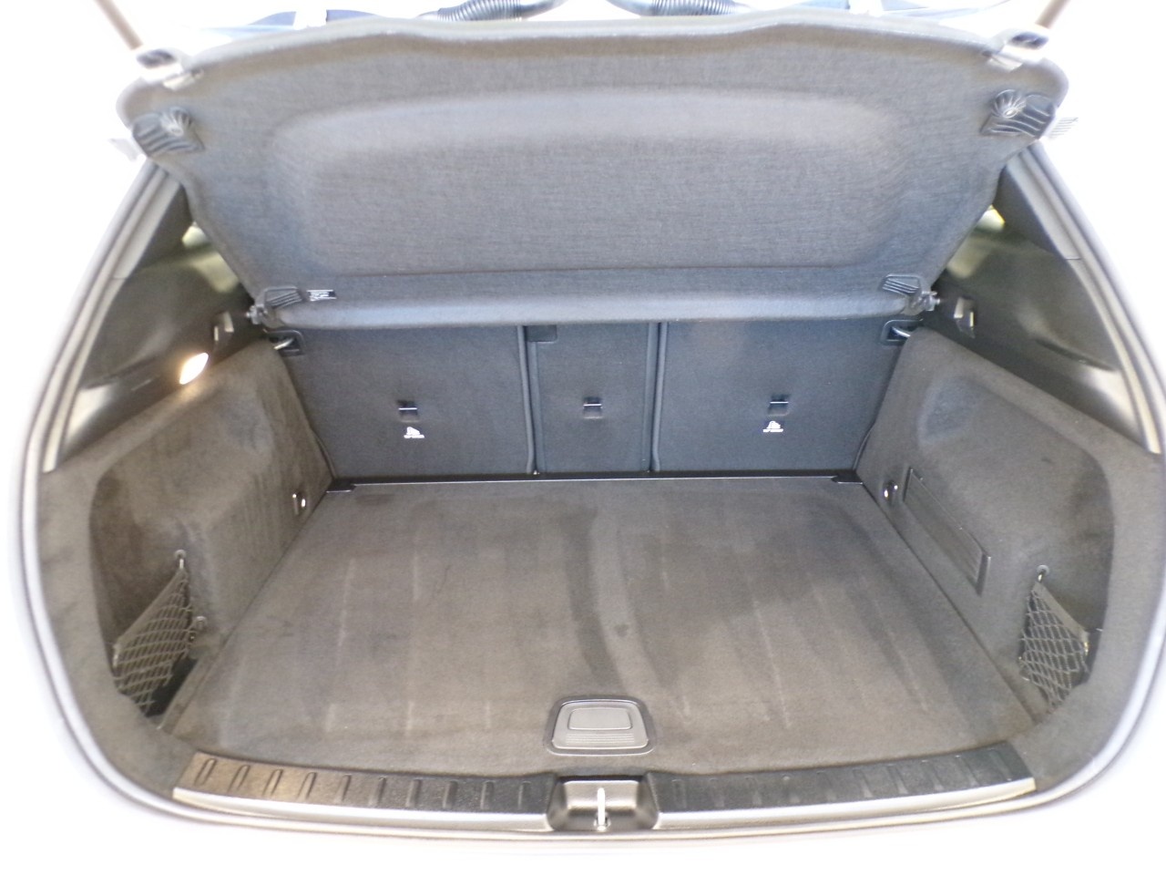 Mercedes GLA GLA 180 D Sport Plus 8G-DCT - 9