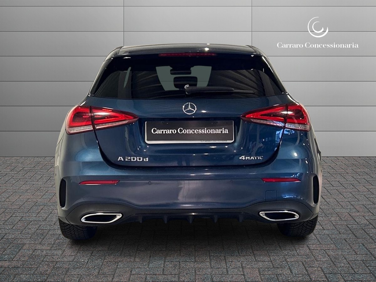Mercedes Classe A Classe A 200 D Premium 4Matic 8G-DCT - 4