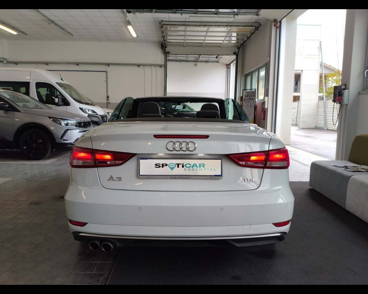 Foto AUDI A3 Cabrio 2.0 tdi Sport 150cv s-tronic