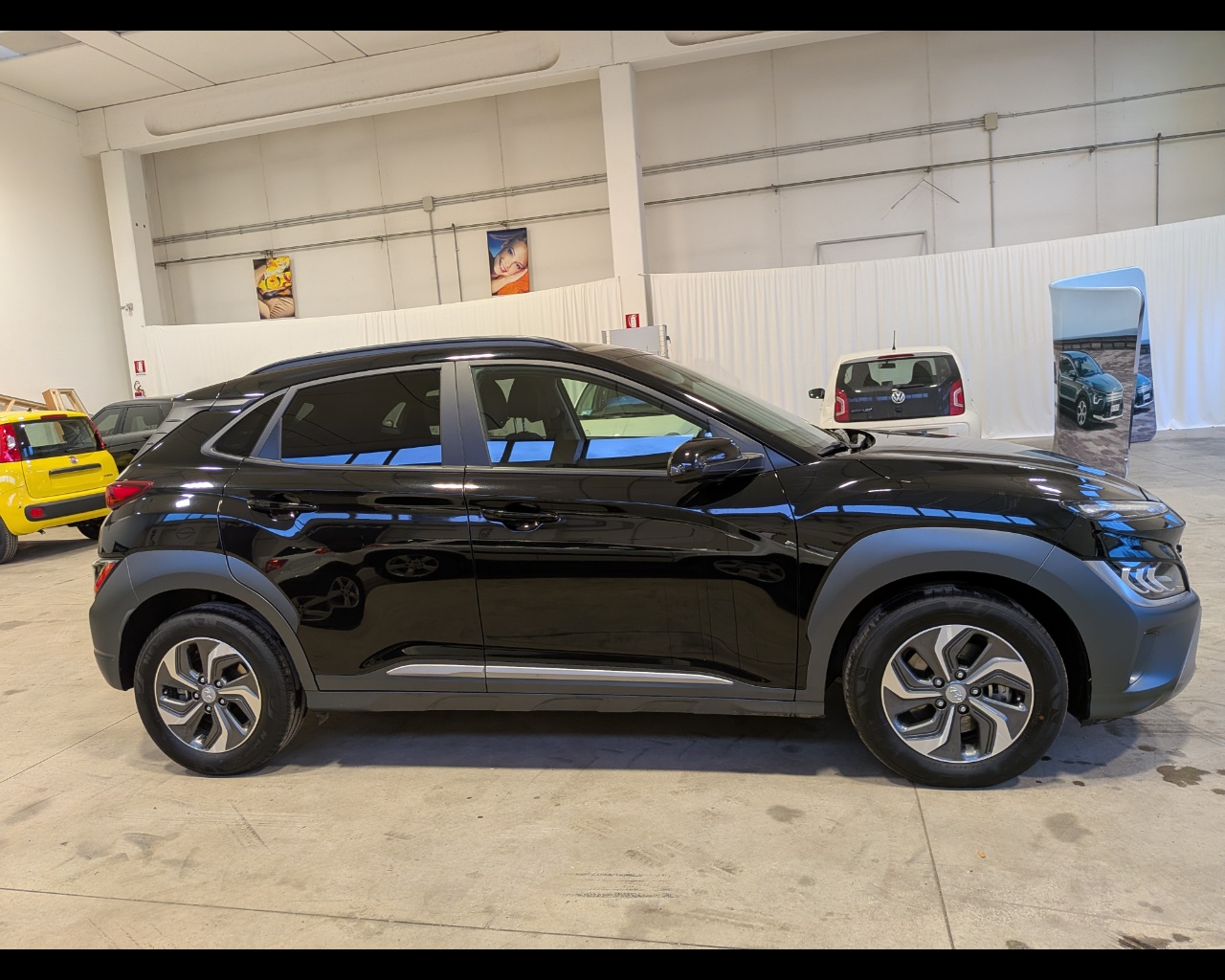 Foto HYUNDAI Kona 1.6 gdi hev Xline Safety Pack 2wd 141cv dct