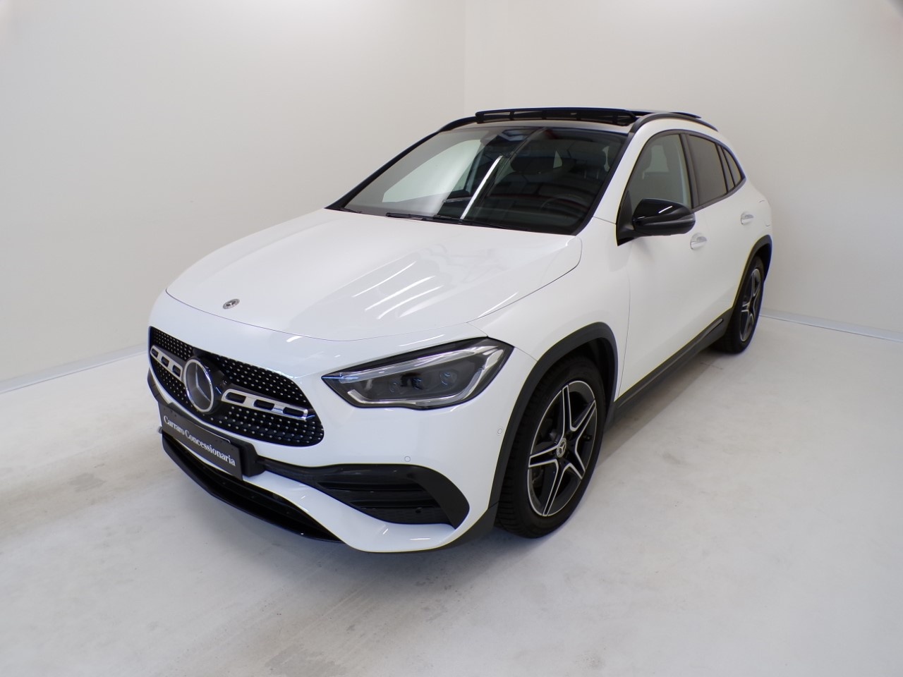 Mercedes GLA GLA 250 Premium 4Matic 8G-DCT - 1