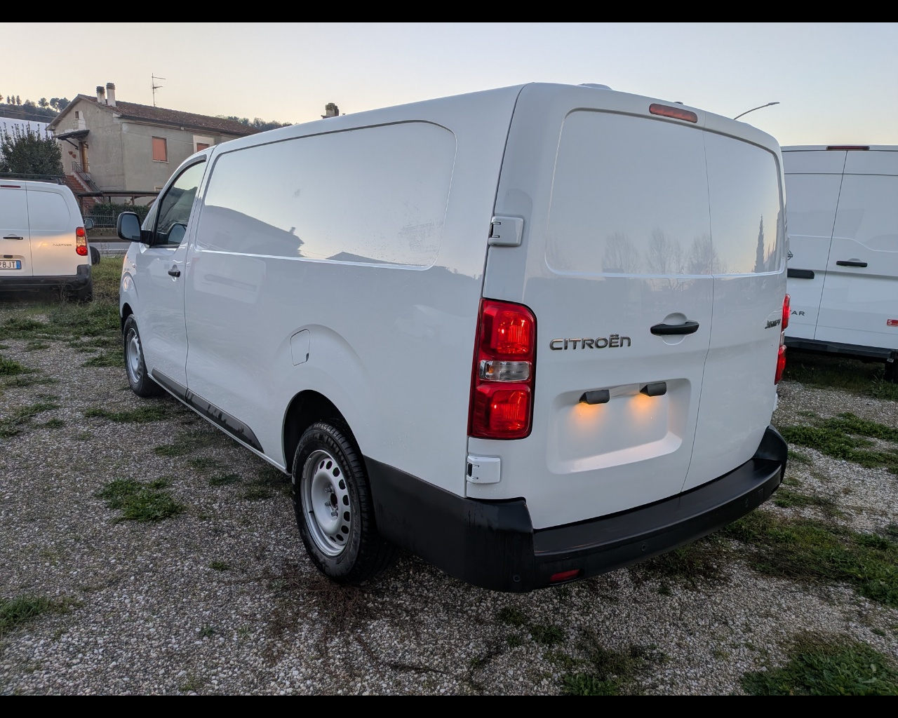 Foto CITROEN Jumpy XL - 2.0 BlueHDi 140 S&S EAT8