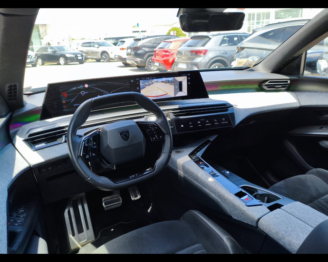 Foto PEUGEOT 3008 1.2 hybrid GT 145cv e-dcs6