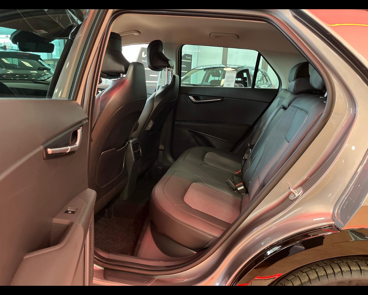 Foto KIA NIRO 1.6 MY25 PHEV 2WD EVOLUTION