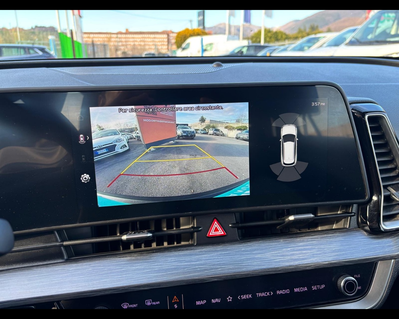 Foto KIA Sportage 1.6 crdi mhev Business dct