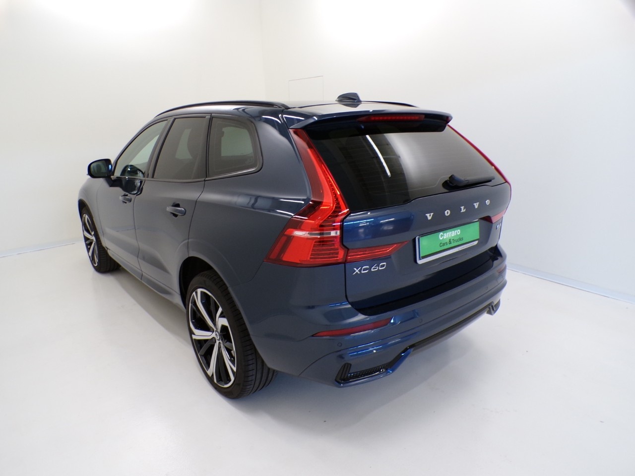 Volvo  XC60 N1 2.0 B4 d Plus Dark auto - 8
