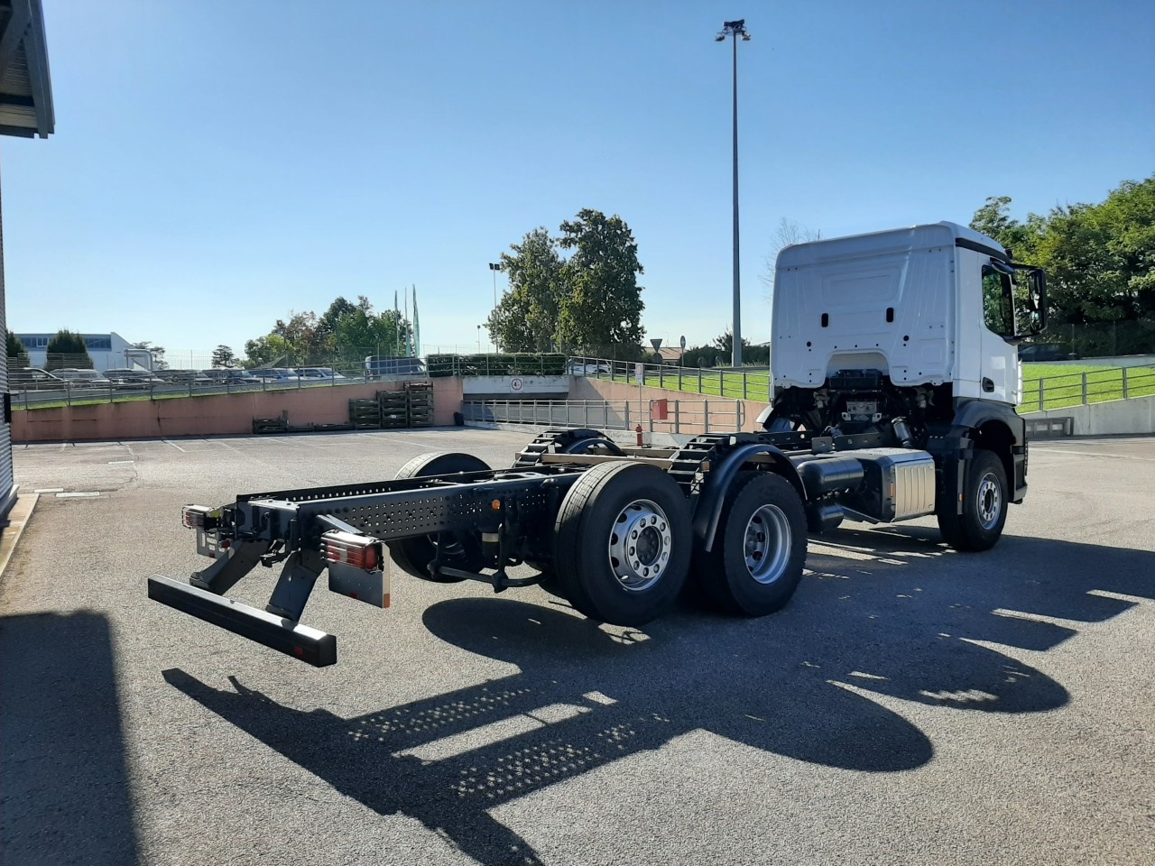 Mercedes Arocs Arocs 2543 L 6x2 - 4