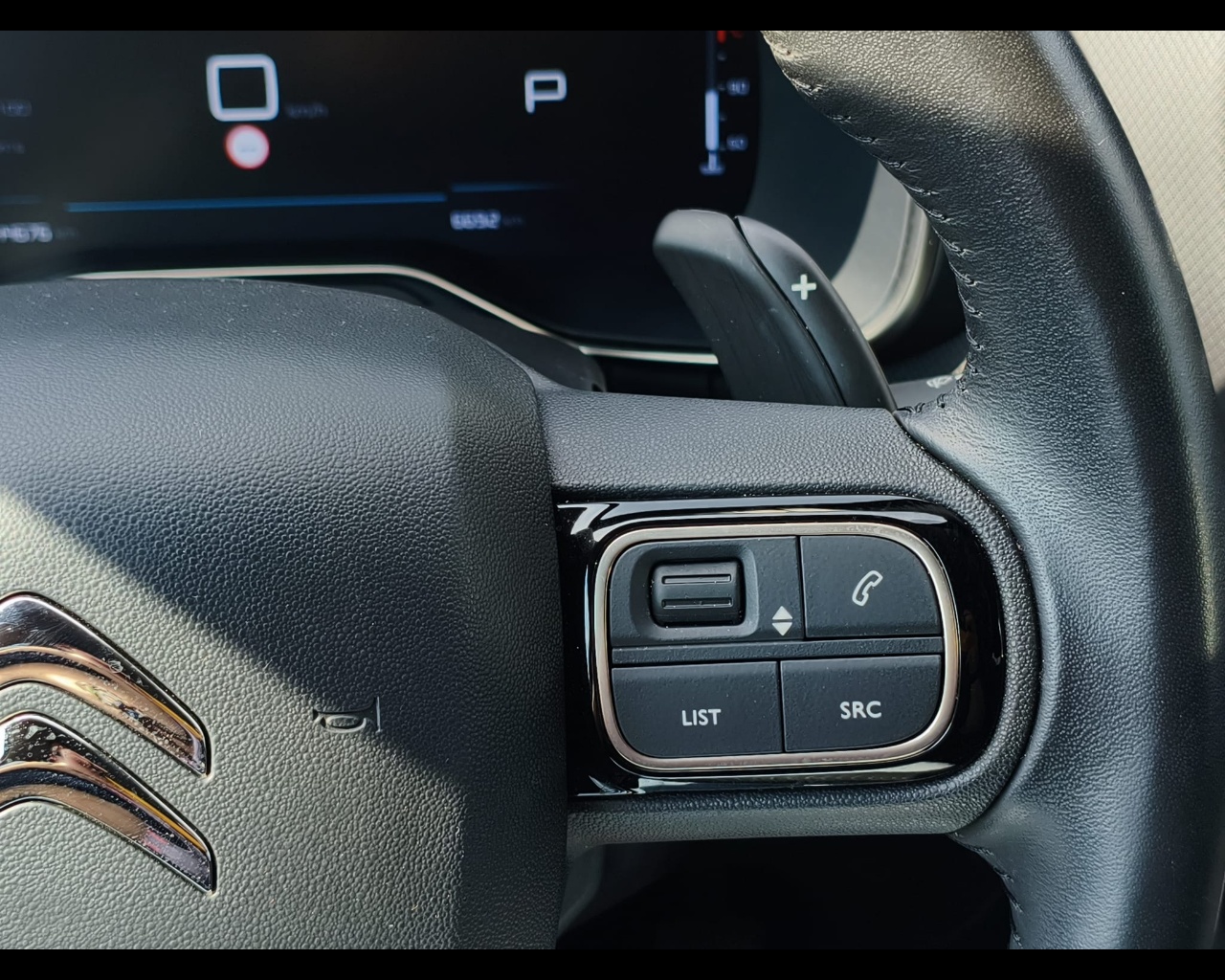 Foto CITROEN C5 Aircross 1.5 bluehdi Shine s&s 130cv eat8
