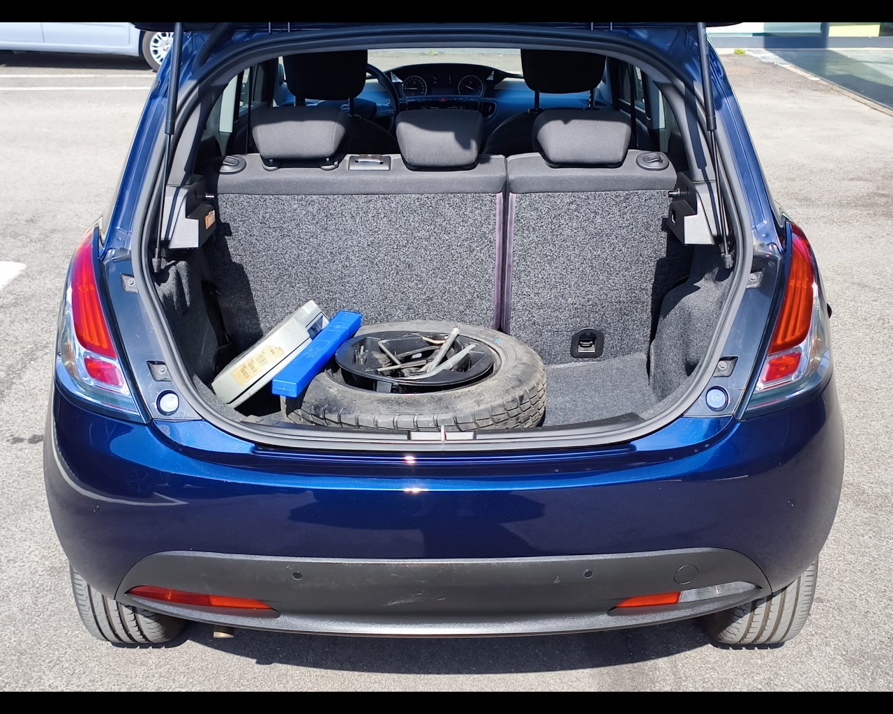 Foto LANCIA Ypsilon 1.2 Gold ecochic Gpl 69cv 