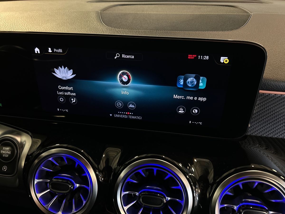 Mercedes GLB GLB 180 D Premium 8G-DCT - 12