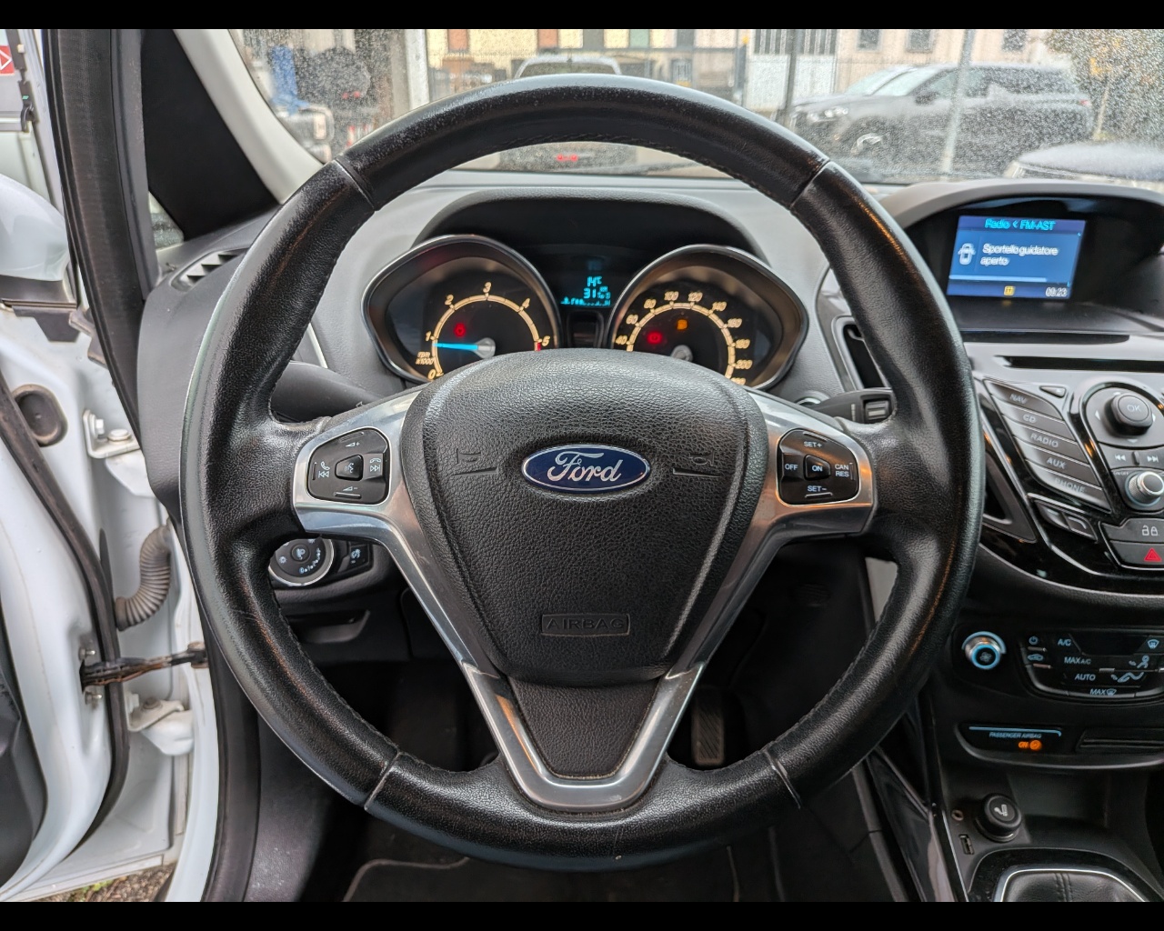 Foto FORD B-Max 1.5 tdci Titanium 75cv