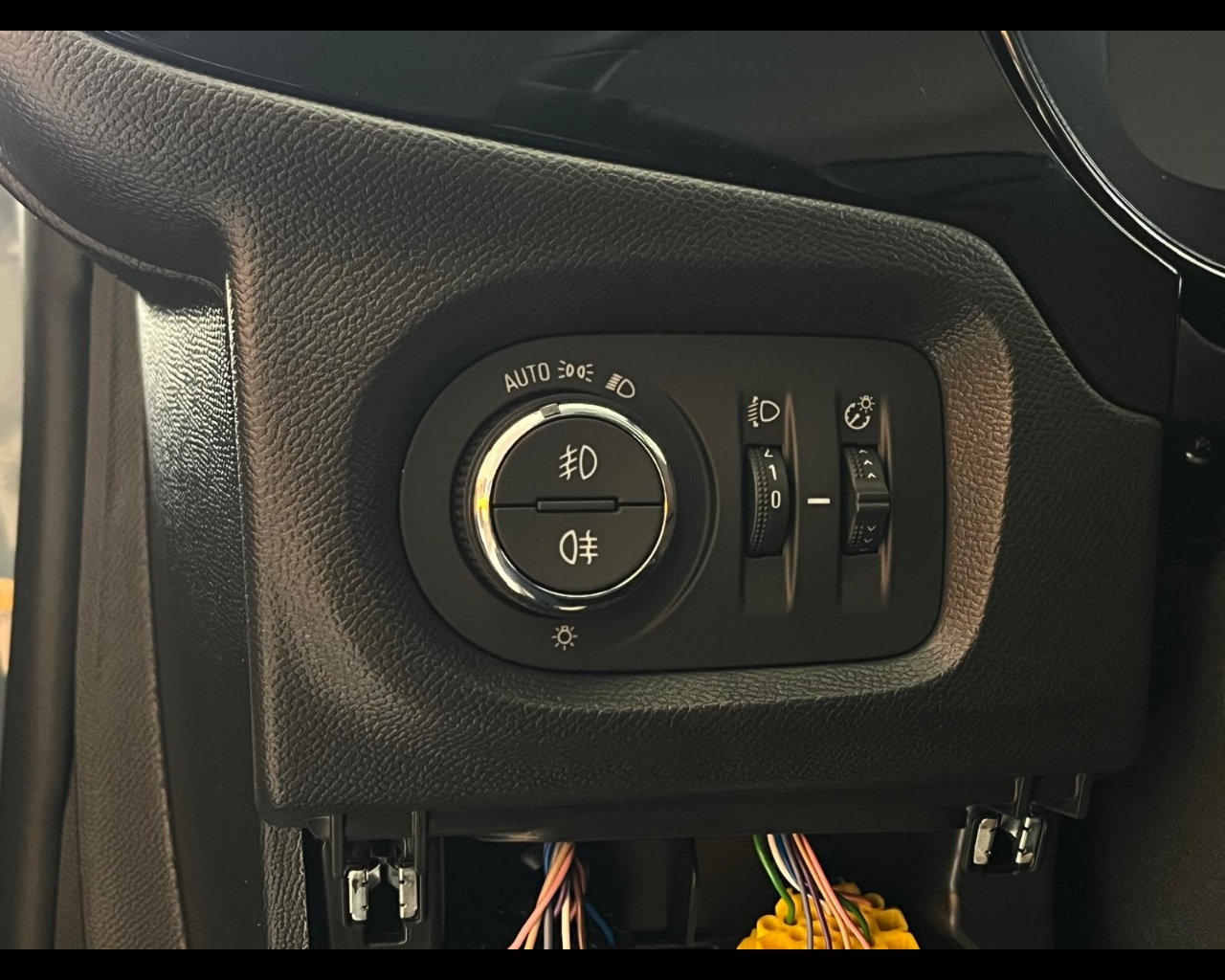 Foto OPEL Corsa full electric Nuova Yes 136cv