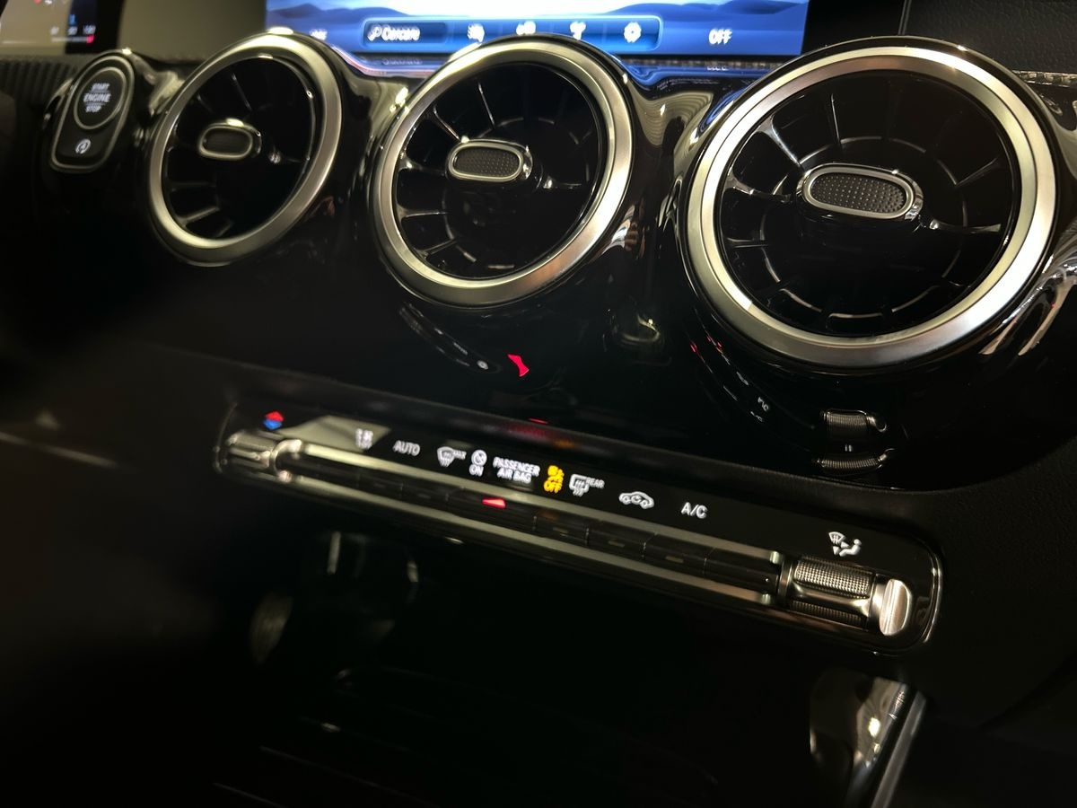 Mercedes CLA Shooting Brake CLA Shooting Brake 180 D Advanced 8G-DCT - 14