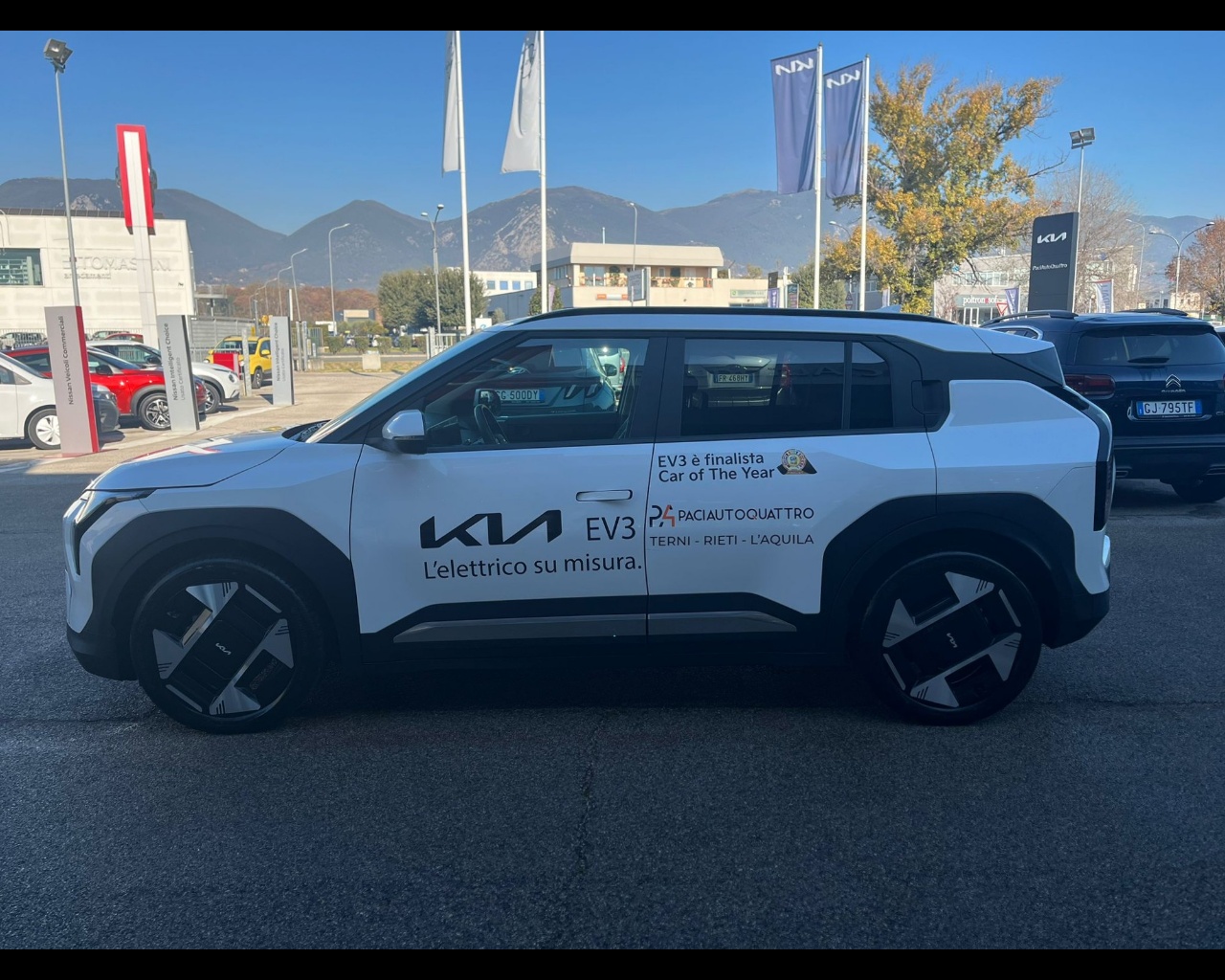 Foto KIA EV3 LR FWD EARTH