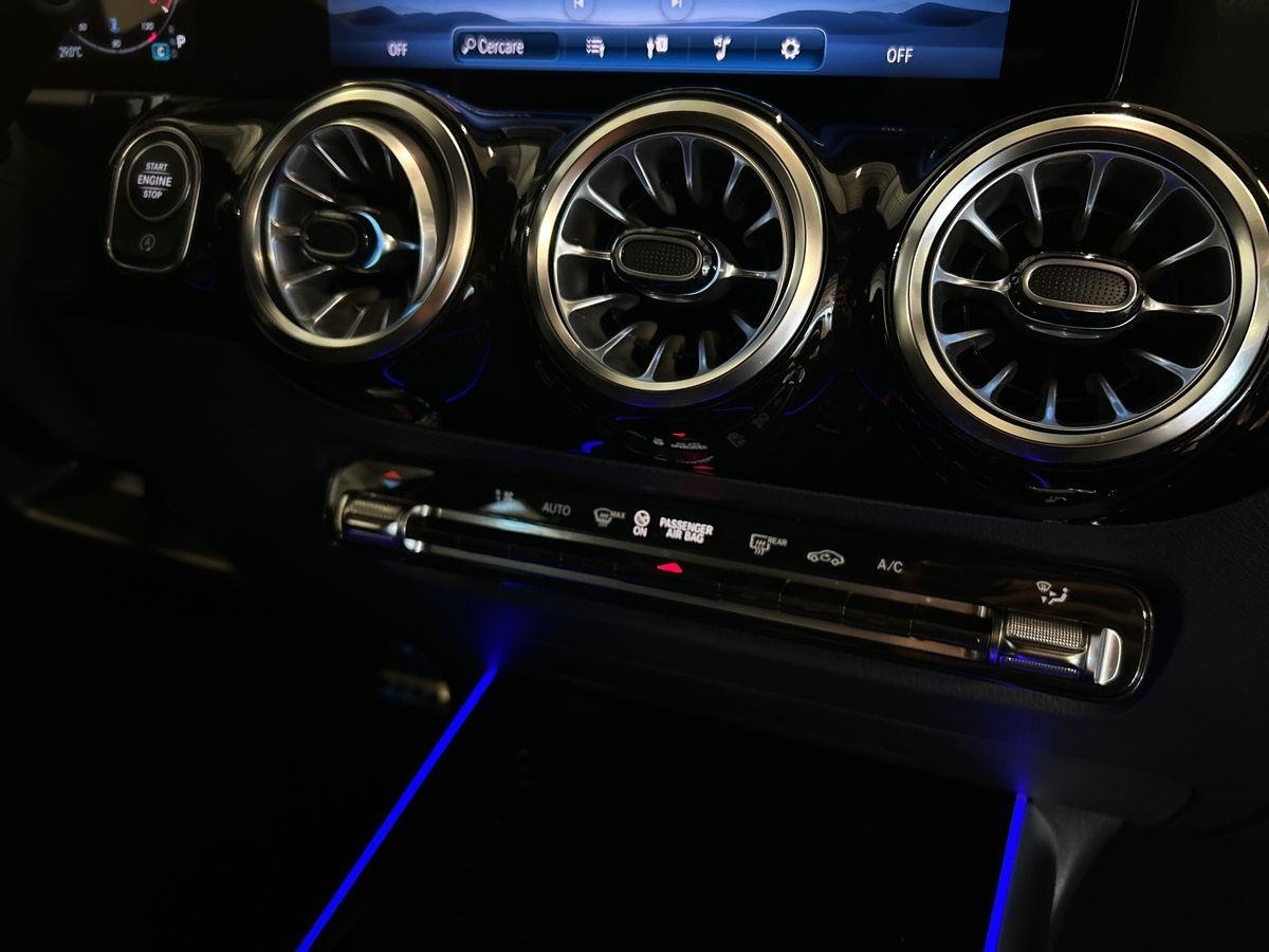 Mercedes  GLA 200 D AMG Line Advanced Plus 8G-DCT - 14