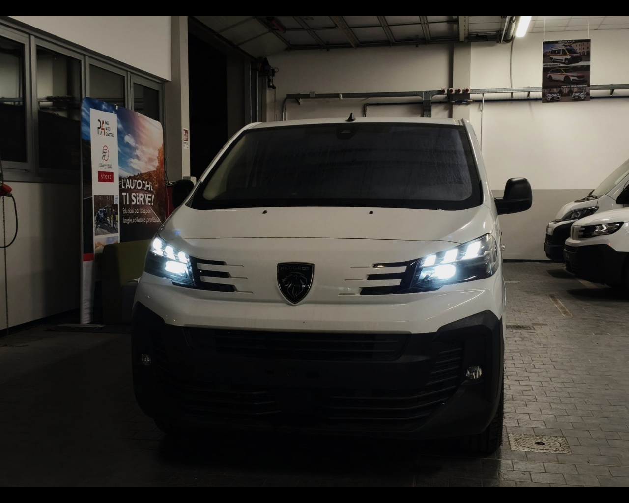 Foto PEUGEOT e-EXPERT Standard- Pacco batteria 75 kWh