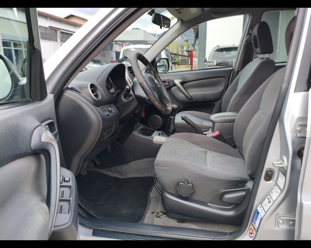 Foto TOYOTA RAV4 5p 2.0 d-4d 16v FL