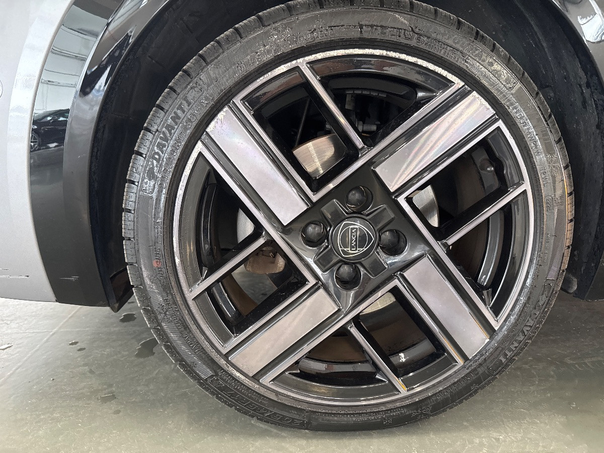 Lancia Ypsilon 2024 Usato 2024 Ypsilon 2024 San Zeno Naviglio