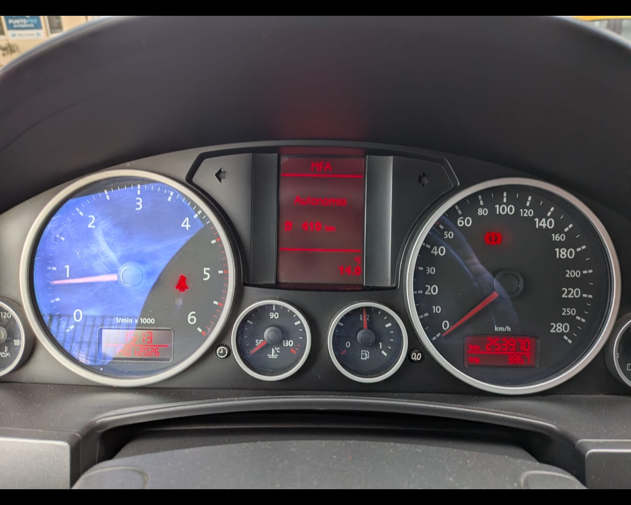 Foto VOLKSWAGEN Touareg 2.5 tdi R5 dpf FL