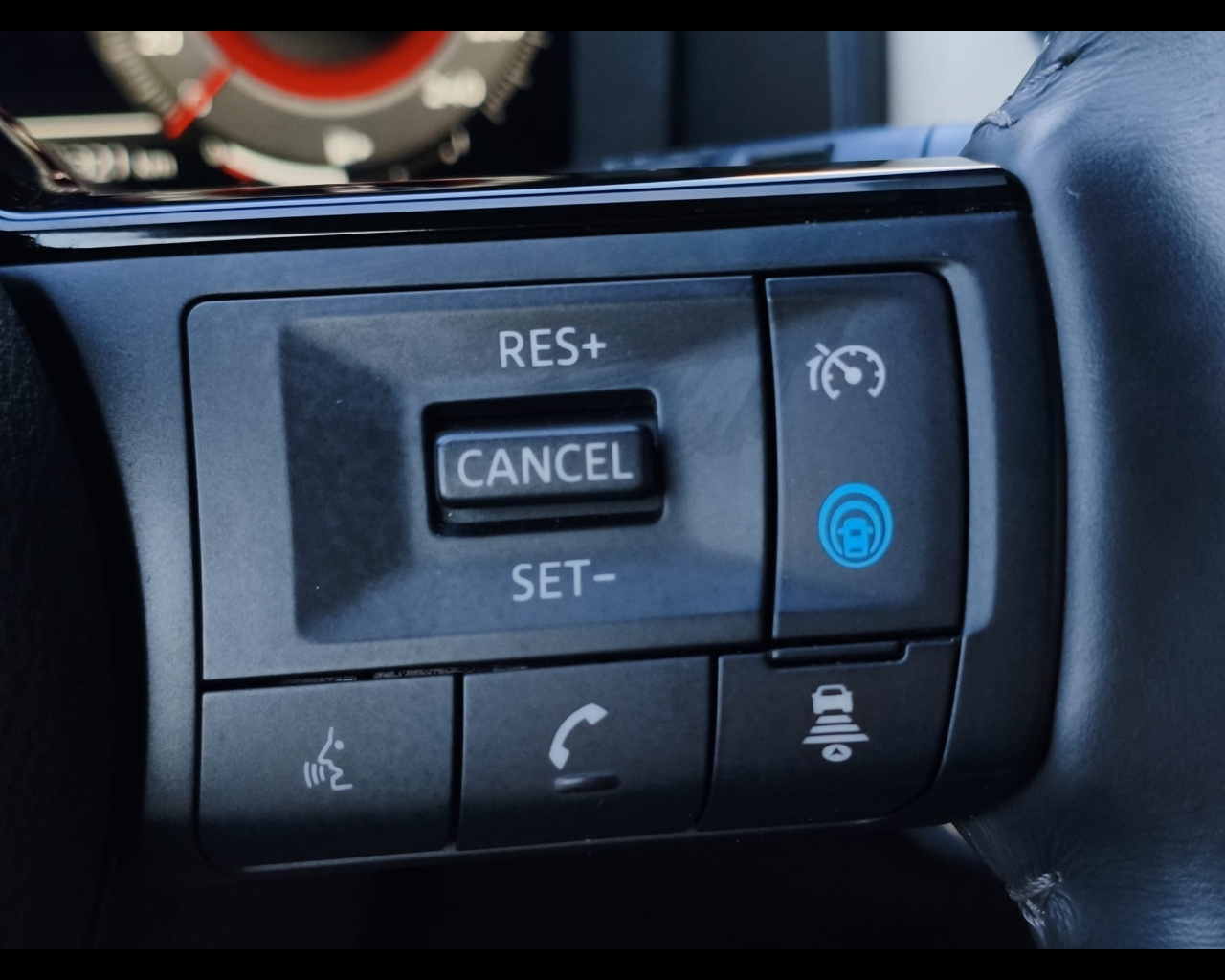 Foto NISSAN Qashqai 1.3 mhev Tekna 2wd 140cv