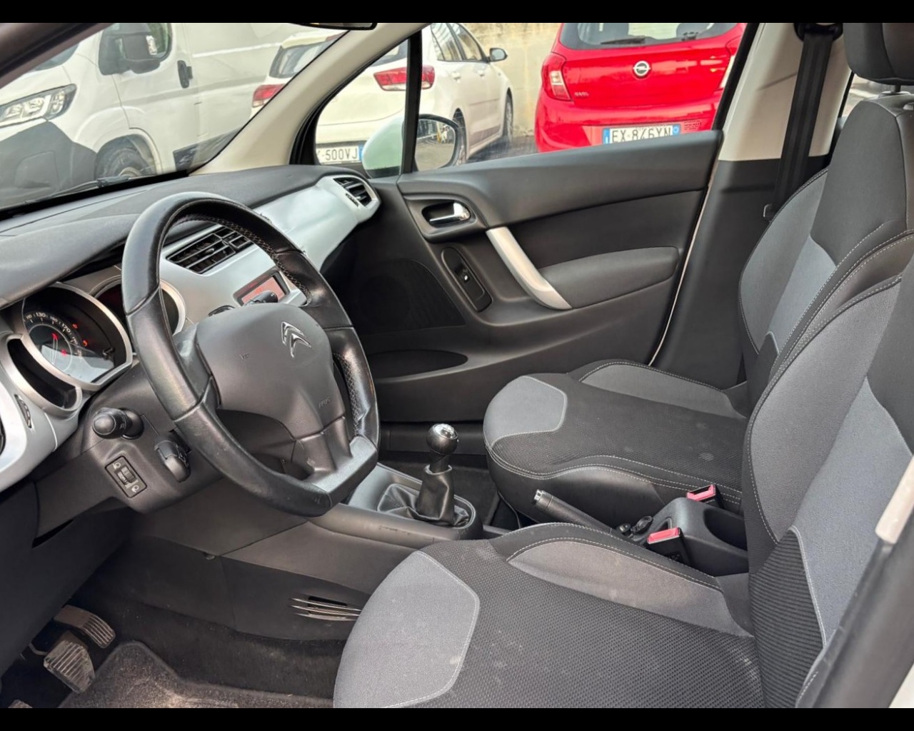 Foto CITROEN C3 1.1 Attraction