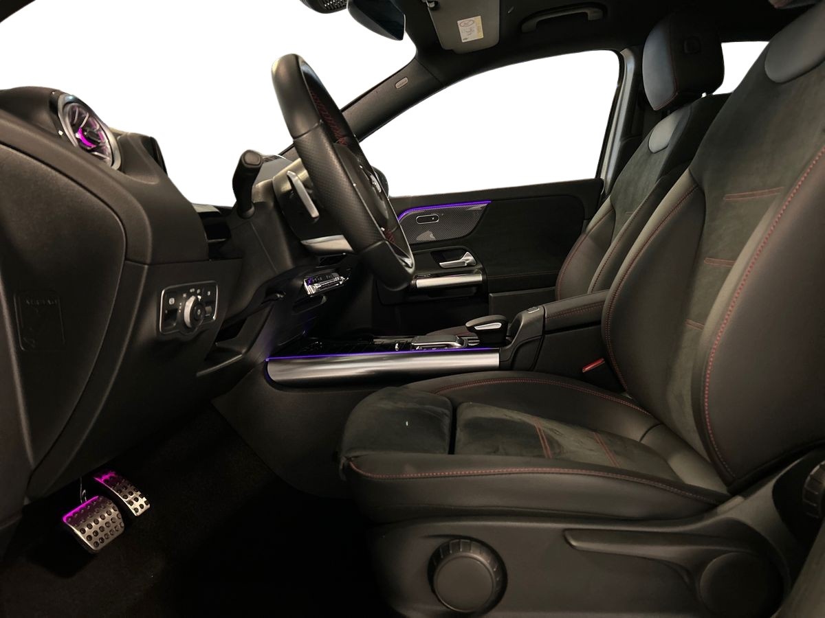Mercedes GLA GLA 250 e Plug in hybrid (e EQ-POWER) Premium Speedshift DCT AMG 8G - 10