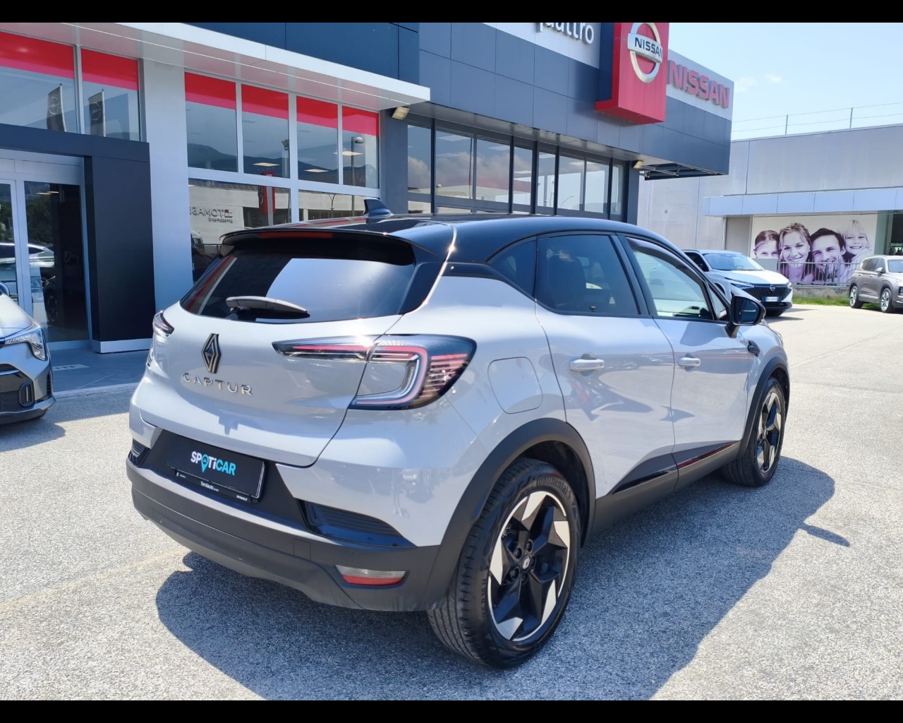 Foto RENAULT Captur 1.0 eco-g Techno 100cv