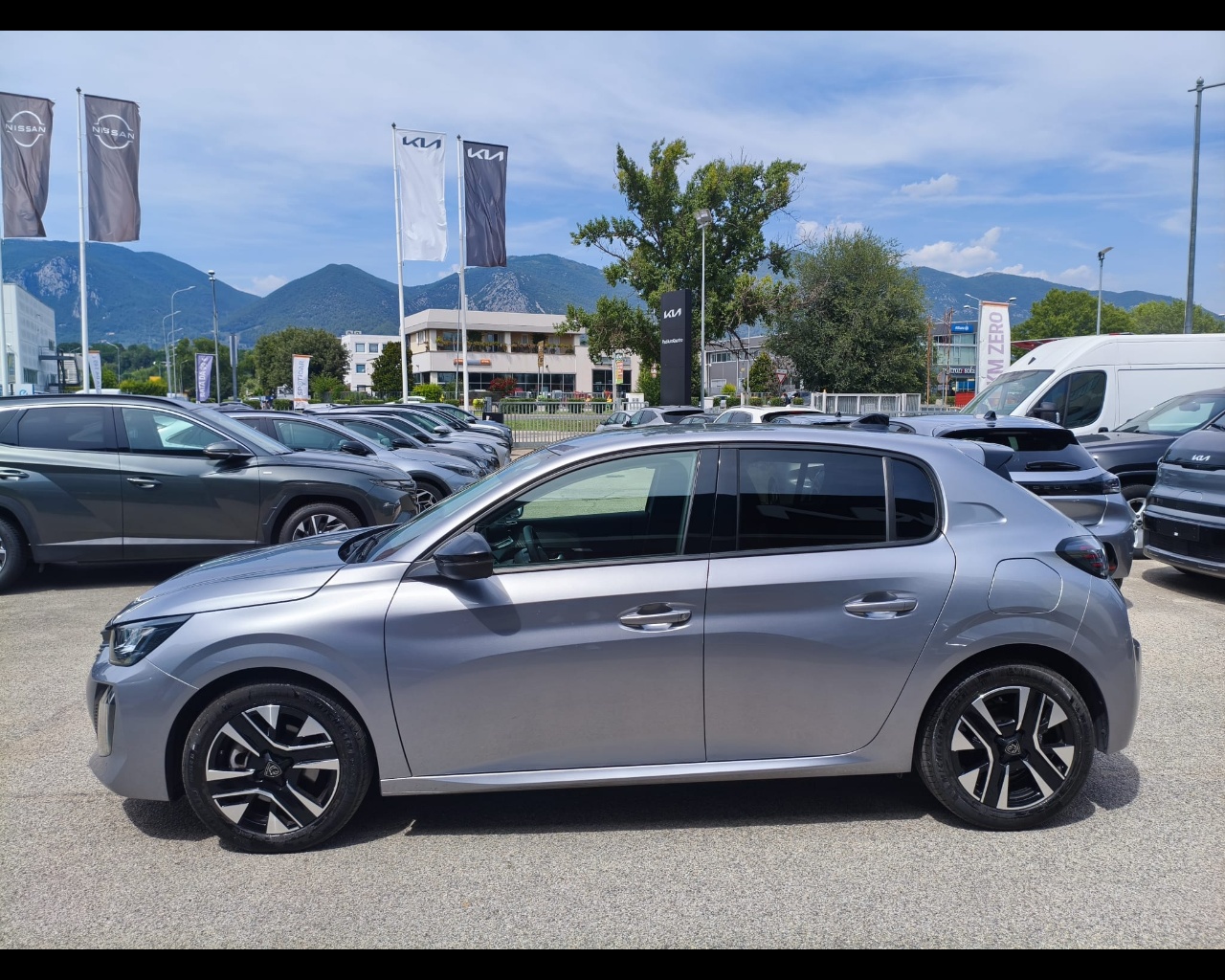 Foto PEUGEOT 208 1.2 puretech Allure s&s 100cv