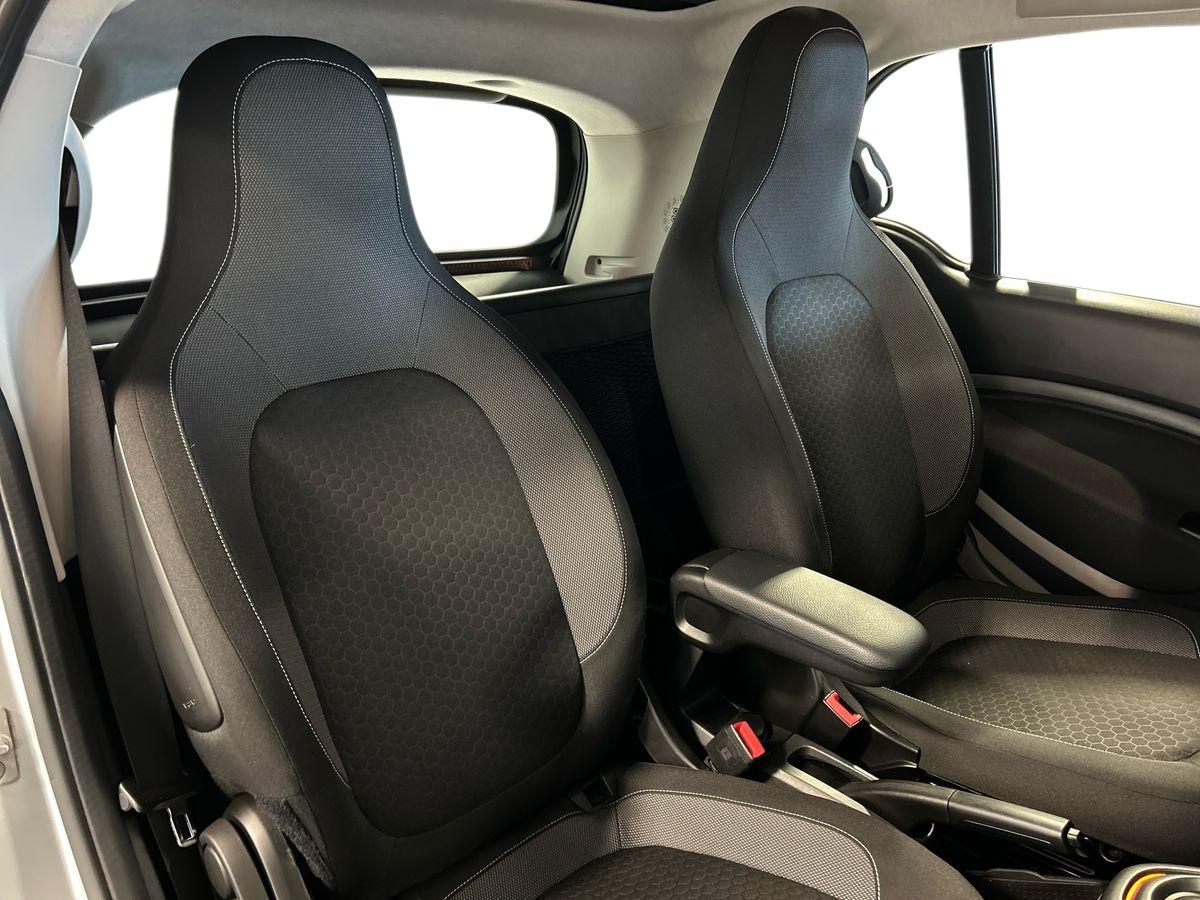 smart fortwo fortwo 22kW EQ mattrunner - 16