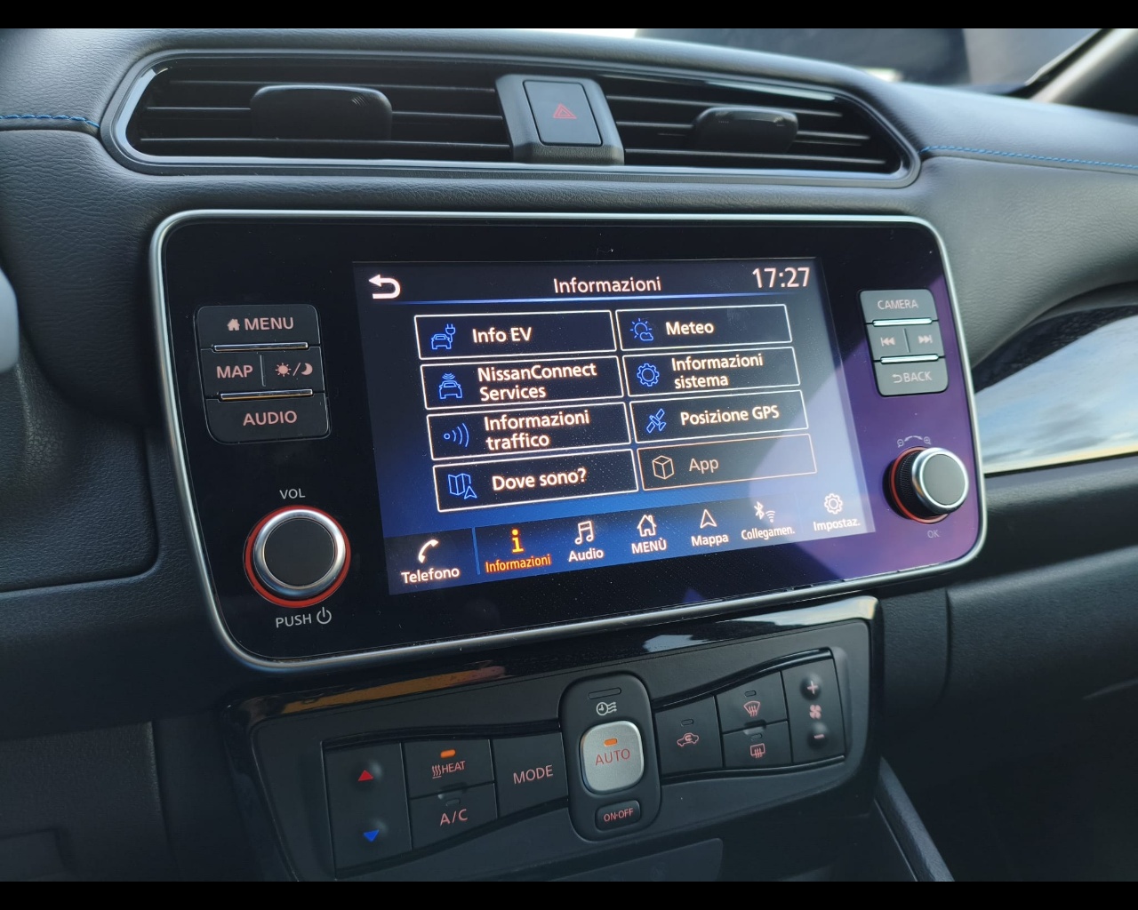 Foto NISSAN Leaf 40kWh N-Connecta 150cv