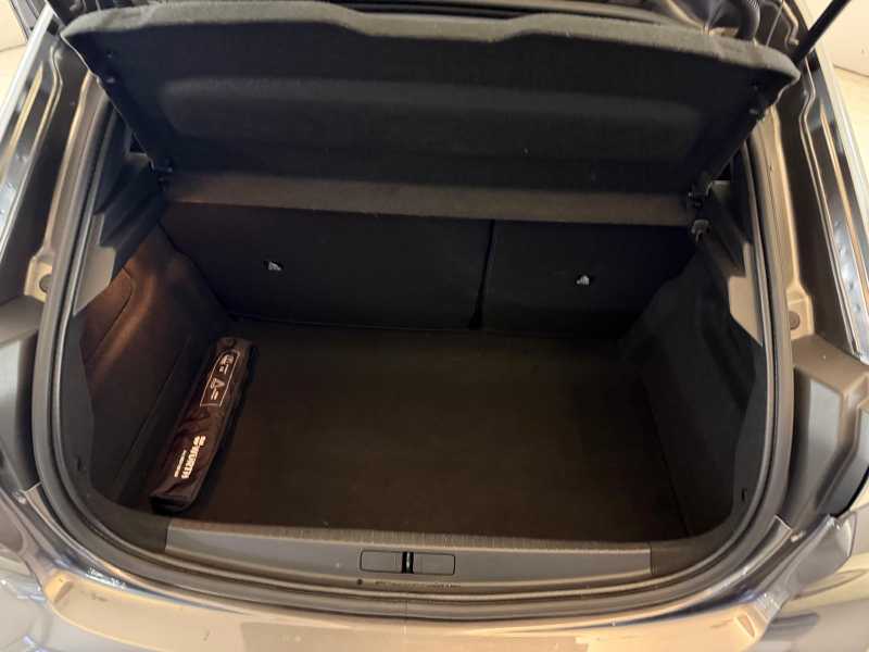 208 Ii 2019 - 208 1.2 Puretech Active S&s 75cv My20