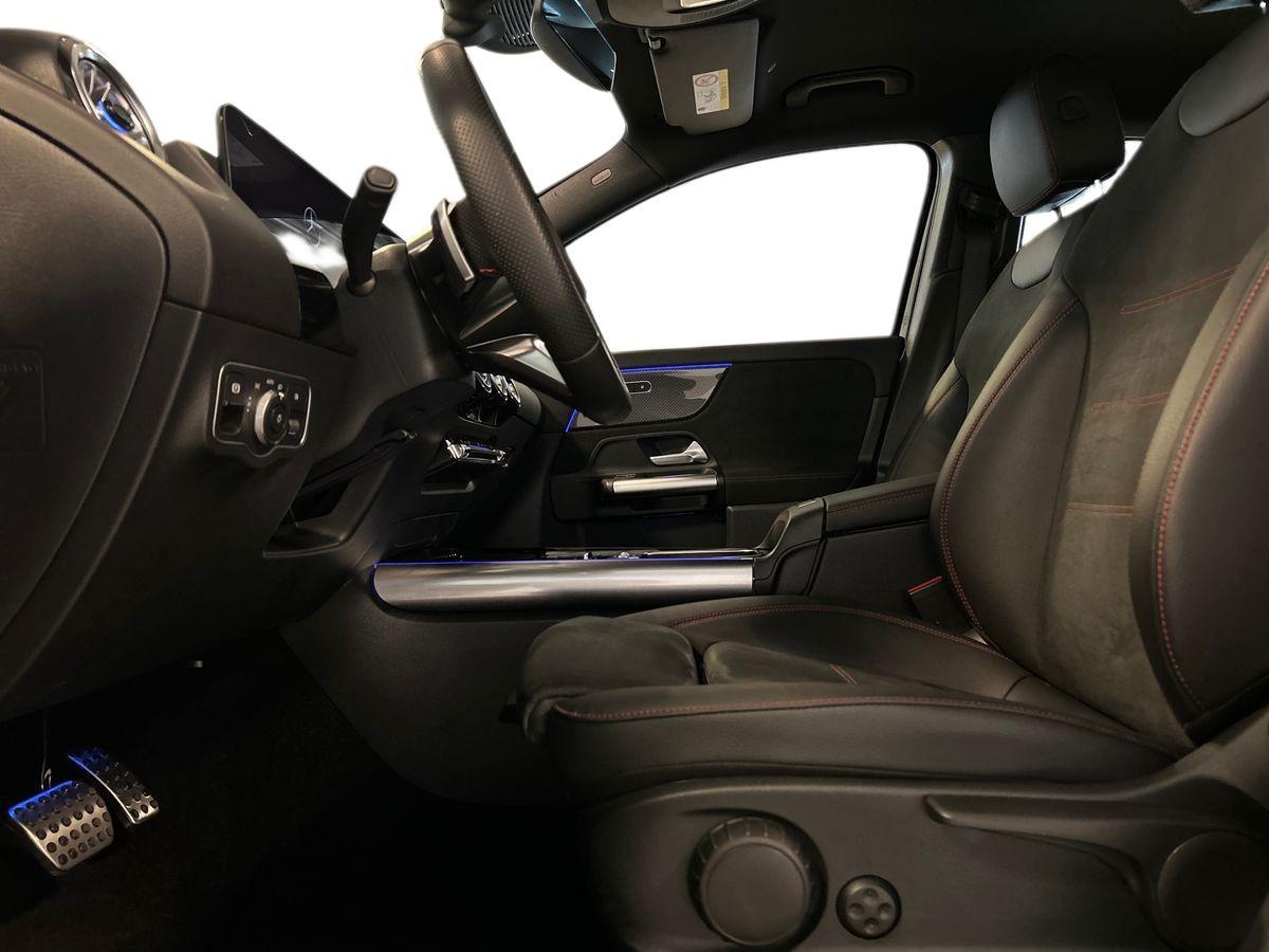 Mercedes  GLA 200 D AMG Line Advanced Plus 8G-DCT - 10